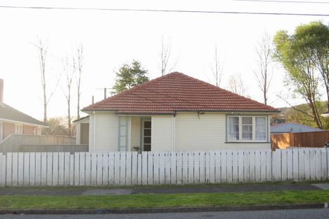 Photo of property in 21 Prouse Crescent, Naenae, Lower Hutt, 5011