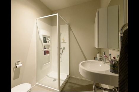 Photo of property in 8/2 Onslow Road, Khandallah, Wellington, 6035