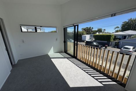 Photo of property in 7b Manor Place, Point Chevalier, Auckland, 1022