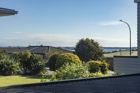 Photo of property in 18 Tirinui Crest Road, Otumoetai, Tauranga, 3110