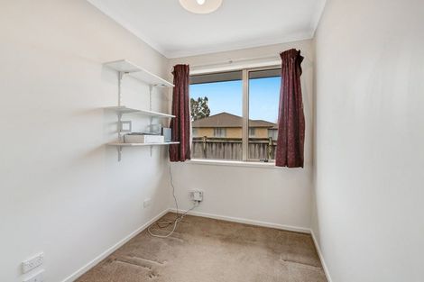 Photo of property in 9 Raabia Close, Parakai, 0830