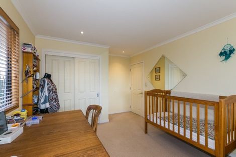 Photo of property in 15 Charles Street, Westshore, Napier, 4110