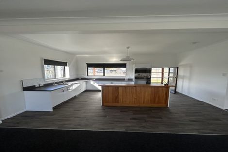 Photo of property in 16 Douglas Street, Balclutha, 9230