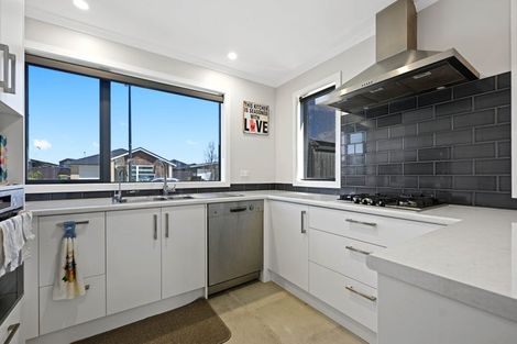 Photo of property in 16 Hapu Avenue, Baverstock, Hamilton, 3200