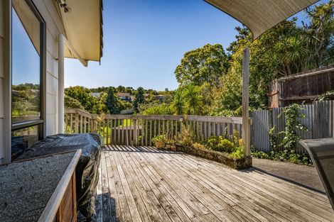 Photo of property in 49a Brian Crescent, Stanmore Bay, Whangaparaoa, 0932
