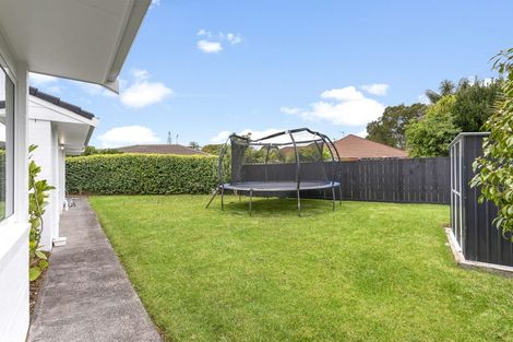 Photo of property in 27 Maygrove Drive, Orewa, 0931