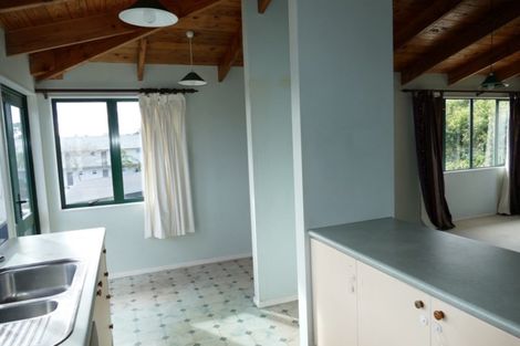 Photo of property in 77 Lake Road, Devonport, Auckland, 0622