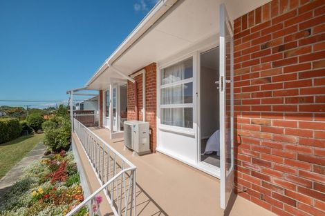 Photo of property in 3/5 Onepoto Road, Hauraki, Auckland, 0622