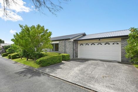 Photo of property in 44 Catalina Drive, Melville, Hamilton, 3206