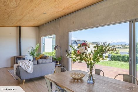 Photo of property in 5 Impact Avenue, Bell Block, New Plymouth, 4312