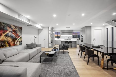 Photo of property in 13a Dominion Street, Takapuna, Auckland, 0622