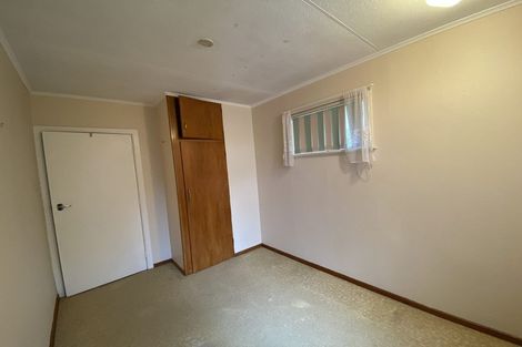 Photo of property in 75 Mould Street, Waitara, 4320