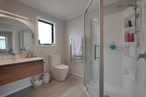 Photo of property in 3 Balmerino Lane, Wallaceville, Upper Hutt, 5018