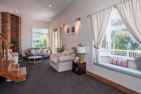 Photo of property in 11 Highbury Crescent, Highbury, Wellington, 6012