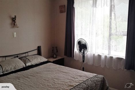 Photo of property in 2/10 Argyle Avenue, Pahurehure, Papakura, 2113