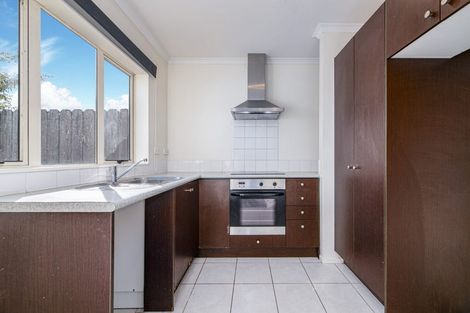 Photo of property in 10 Rosandich Drive, Sunnyvale, Auckland, 0612