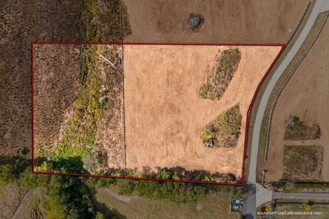 Photo of property in 101 Wintour Road, Waimauku, 0881