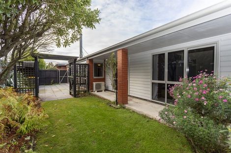 Photo of property in 9 Ashfield Place, Ilam, Christchurch, 8041