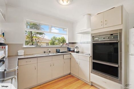 Photo of property in 77 Triangle Road, Massey, Auckland, 0614