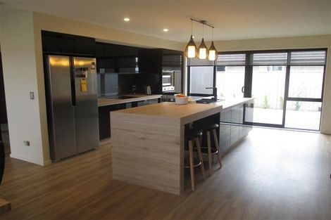 Photo of property in 16 David Buist Crescent, Halswell, Christchurch, 8025