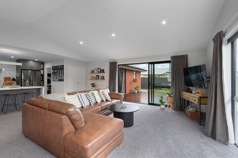 Photo of property in 38 Anderton Crescent, Mosgiel, 9024