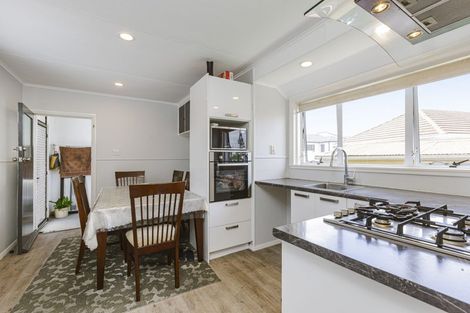 Photo of property in 1/23 Porchester Road, Papakura, 2110