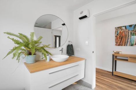 Photo of property in 36 Scott Road, Stanmore Bay, Whangaparaoa, 0932