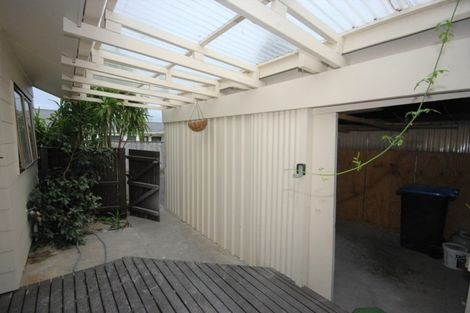 Photo of property in 2 Pohutukawa Place, Ellerslie, Auckland, 1051
