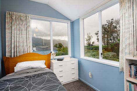 Photo of property in 6 Rosehill Road, Macandrew Bay, Dunedin, 9077