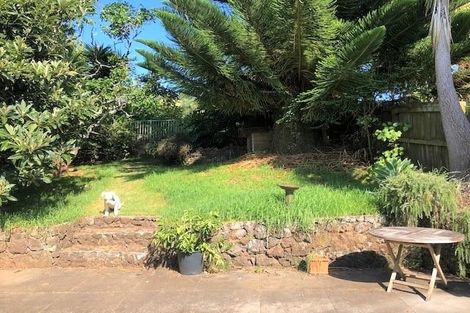 Photo of property in 2/31 Vauxhall Road, Devonport, Auckland, 0624