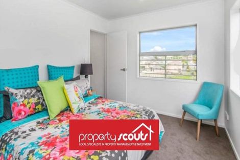 Photo of property in 8 Karauria Lane, Orewa, 0931