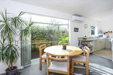 Photo of property in 29 Cobham Crescent, Kelston, Auckland, 0602