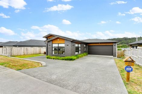 Photo of property in 15 Will Street, Huapai, Kumeu, 0810