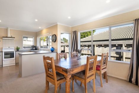 Photo of property in 30a Fairview Place, Te Puke, 3119