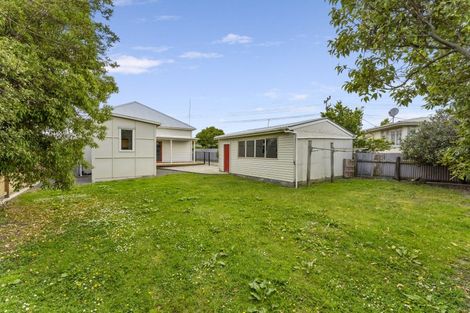 Photo of property in 68 East Street, Feilding, 4702