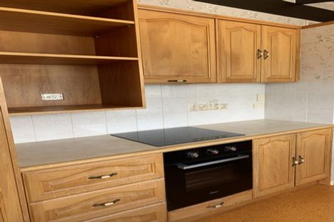 Photo of property in 17 Waller Avenue, Bucklands Beach, Auckland, 2012