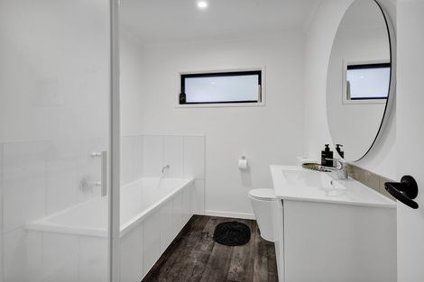 Photo of property in 603a Haowhenua Place, Hawera, 4674