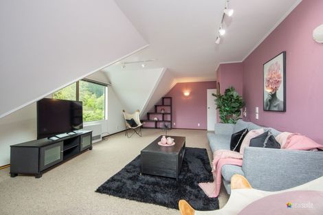 Photo of property in 24 Jocelyn Crescent, Pinehaven, Upper Hutt, 5019