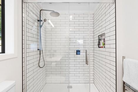 Photo of property in 7 Angus Place, Carterton, 5713