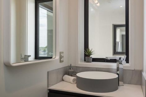 Photo of property in 401/18 Carlton Mill Road, Merivale, Christchurch, 8014