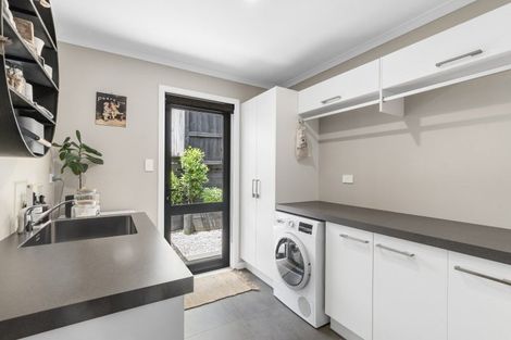 Photo of property in 10 Benmore Crescent, Pyes Pa, Tauranga, 3112