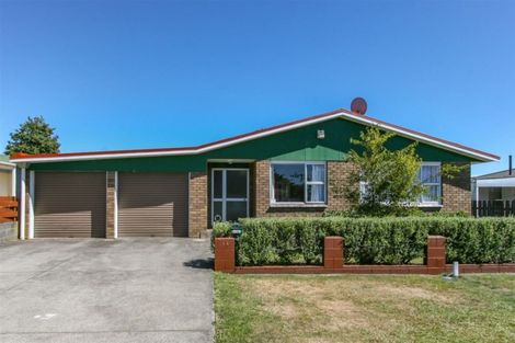 Photo of property in 14 Nikau Street, Inglewood, 4330