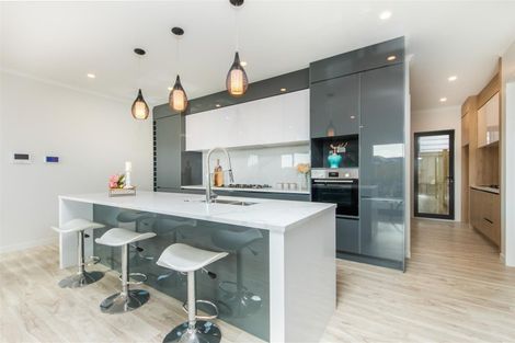 Photo of property in 45 Drumconnell Drive, Flat Bush, Auckland, 2019