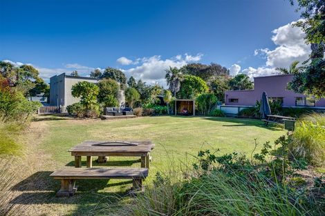 Photo of property in 319 Clifton Road, Te Awanga, 4102