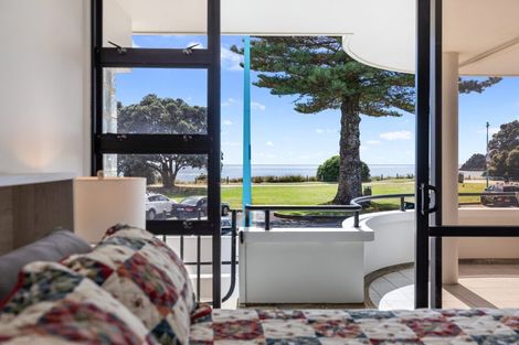 Photo of property in 10 Marine Parade, Mount Maunganui, 3116