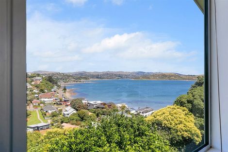 Photo of property in 18 Gordon Road, Plimmerton, Porirua, 5026