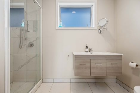 Photo of property in 2d Alpha Street, Cromwell, 9310