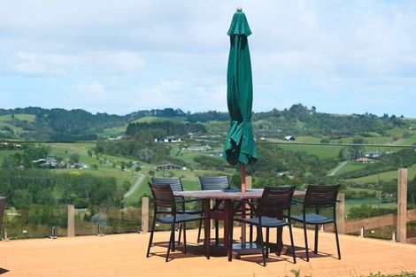 Photo of property in 91 Trig Road, Whitford, Howick, 2571