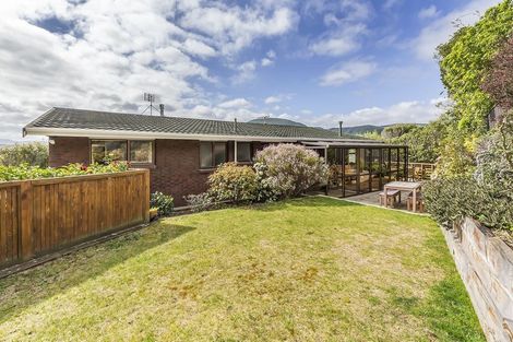 Photo of property in 27 Fyvie Avenue, Tawa, Wellington, 5028