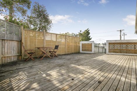 Photo of property in 4 Lincoln Road, Manurewa East, Auckland, 2102